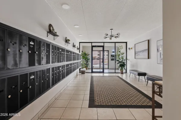 7920 E CAMELBACK RD 508