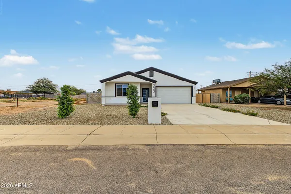 323 E CENTRAL AVE