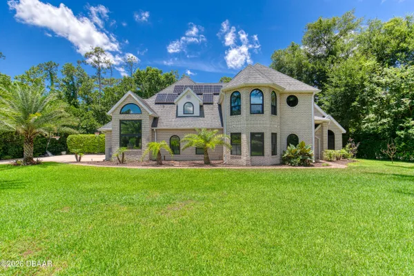2 BROADWATER DR