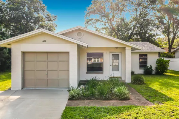 651 W BLUE LAKE TER