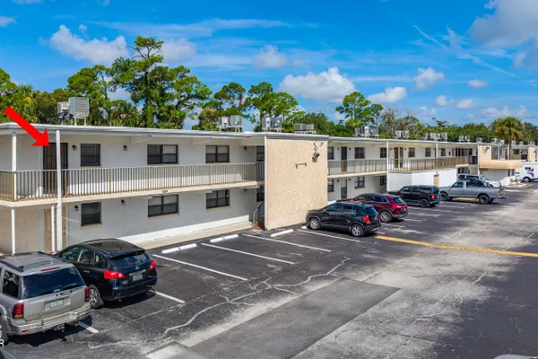 1504 VIRGINIA AVE 204