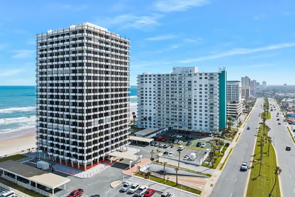 2828 N ATLANTIC AVE 1604