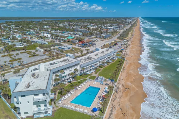 1601 OCEAN SHORE BLVD 220