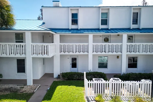 4590 S ATLANTIC AVE 143