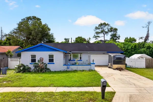 1339 S SHANGRI-LA DR