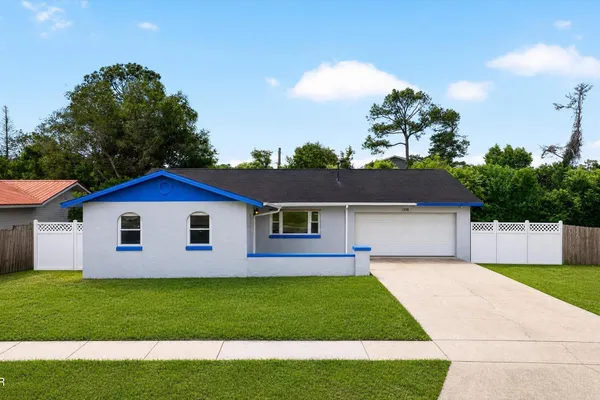 1339 S SHANGRI-LA DR