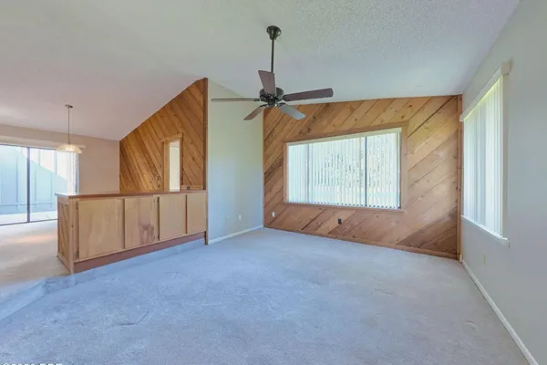 1901 GOLDENROD WAY