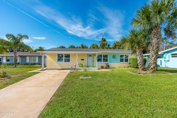 52 TROPICAL DR