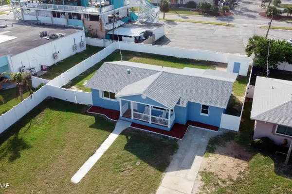 246 PONCE DE LEON DR