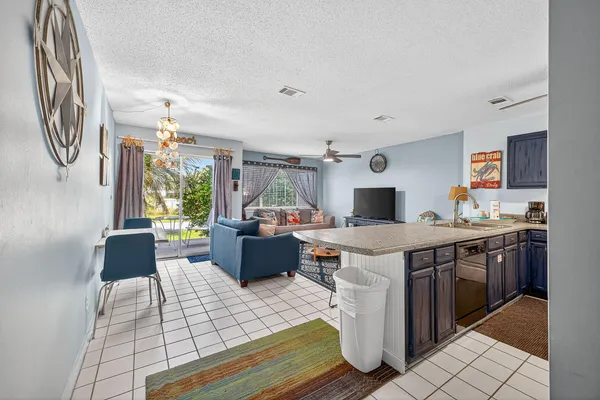 485 GULF SHORE DR 102