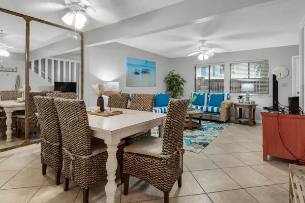 8443 GULF BLVD F26