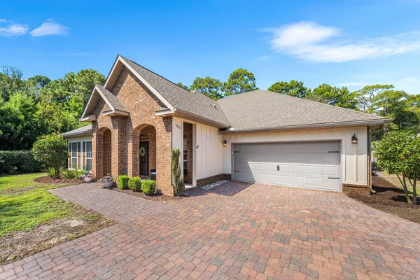 183 MUSSETT BAYOU CT