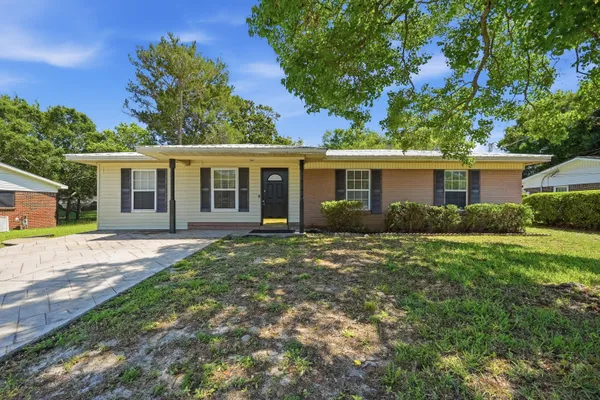 116 HOLMES BLVD