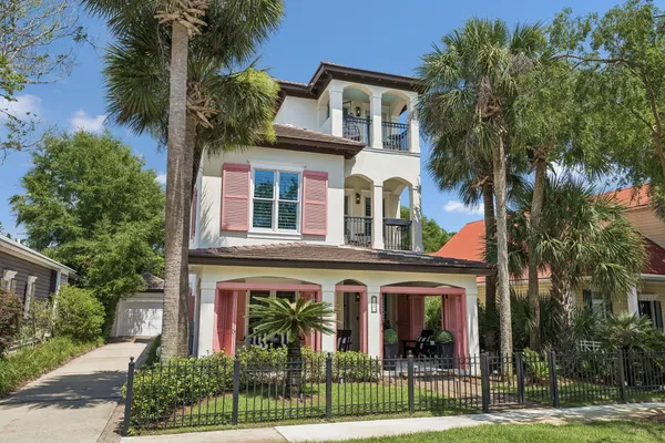 61 RUE CARIBE