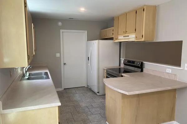 41 RUBY CIR
