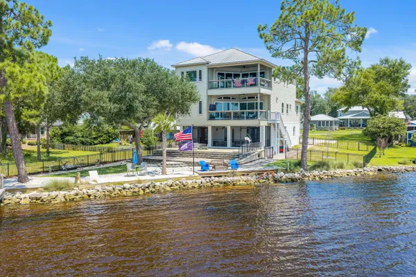 1027 CHRISTY DR