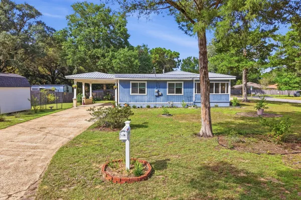 234 DEER AVE
