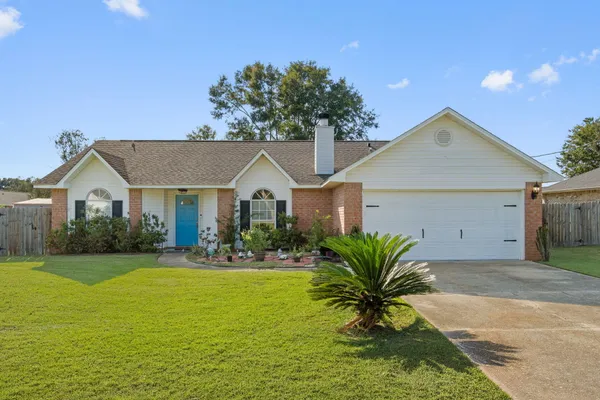 5732 DOVE DR