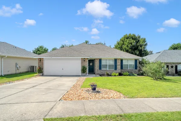 1957 SHADOW LAKE DR