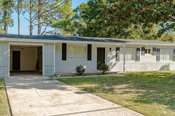 900 BRYN MAWR BLVD