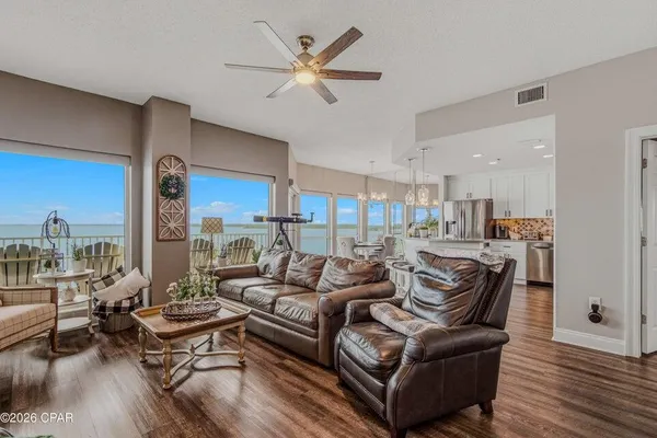 1600 MARINA BAY DR 606