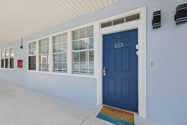 320 SCENIC GULF DR 123