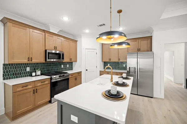 301 GOLDENROD CT