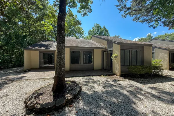 1000 BAY DR 524