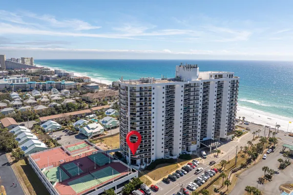 1096 SCENIC GULF DR G24