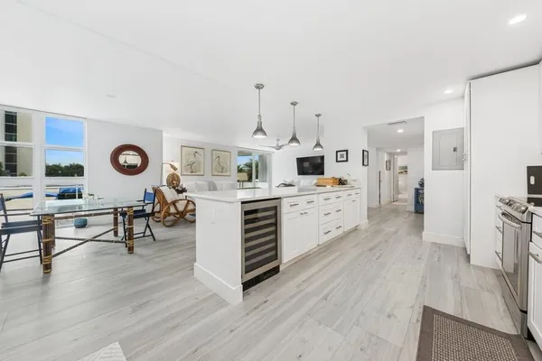 2200 S OCEAN BLVD 203