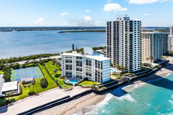 5400 N OCEAN DR 7B
