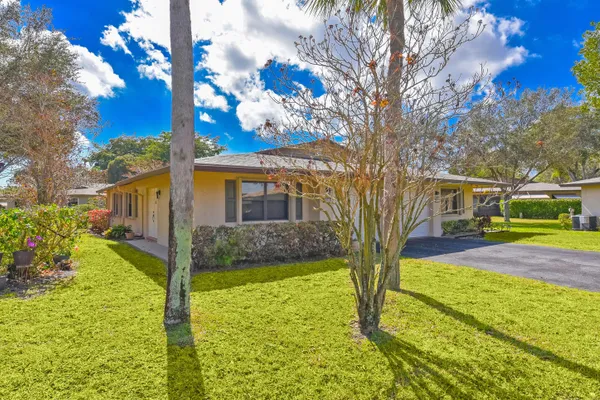 1630 PALMLAND DR