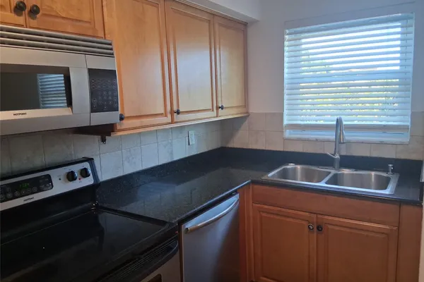 505 NE 20 AVE 217