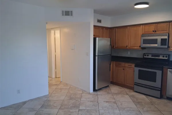 505 NE 20 AVE 217