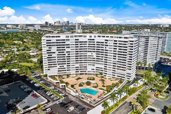 2000 S OCEAN DR 810