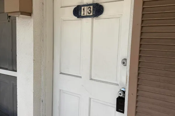 148 YACHT CLUB DR 13