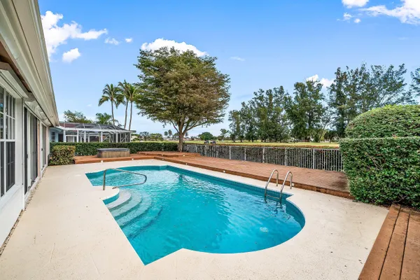 230 EAGLETON ESTATE BLVD