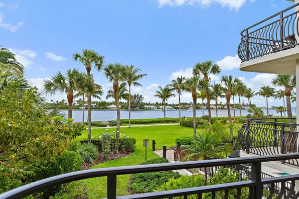 314 INLET WAY 101