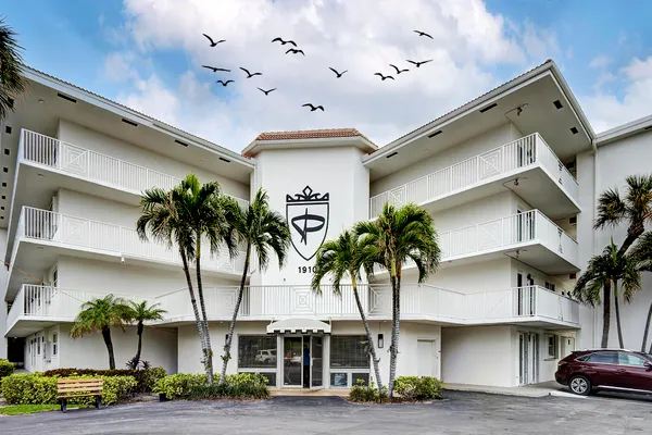 1910 S OCEAN BLVD 204