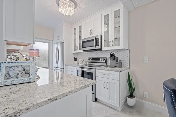 1910 S OCEAN BLVD 204
