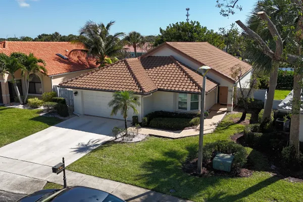 186 CITRUS TRAIL CIR