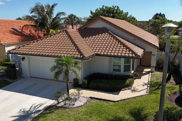 186 CITRUS TRAIL CIR