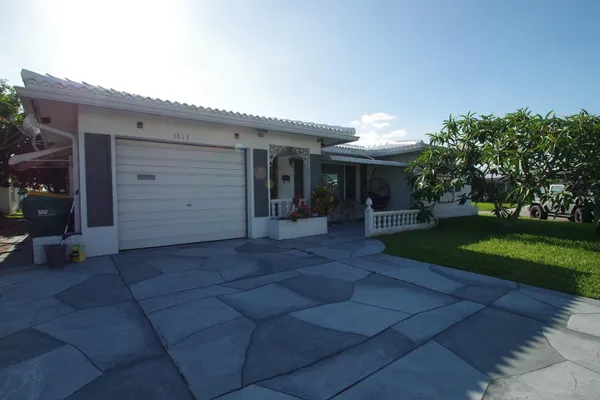5813 NW 82ND AVE