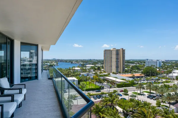 1300 S OCEAN BLVD 906