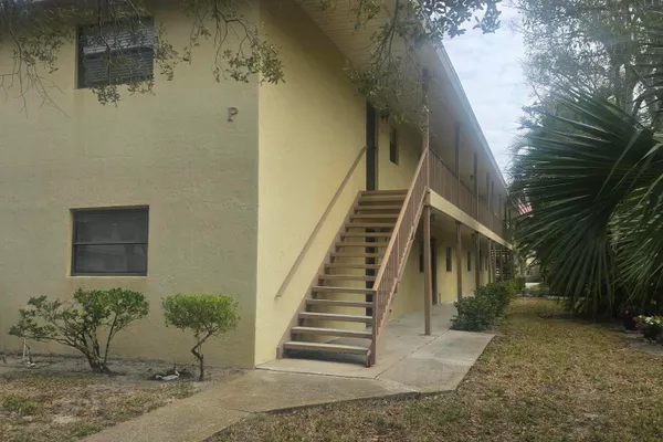 400 18TH ST P-5