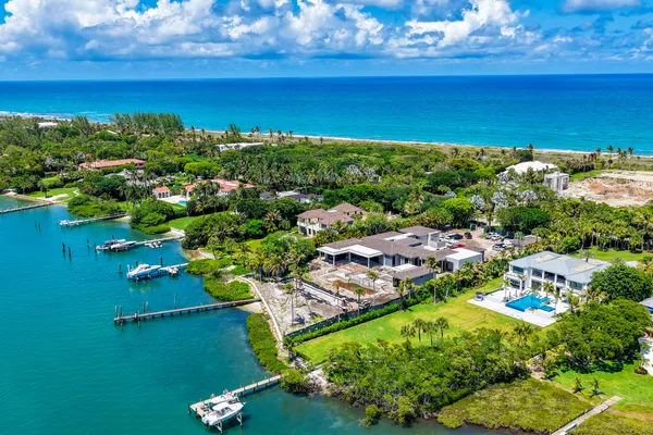 508 S BEACH RD
