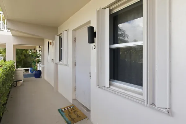 311 E OCEAN AVE 104