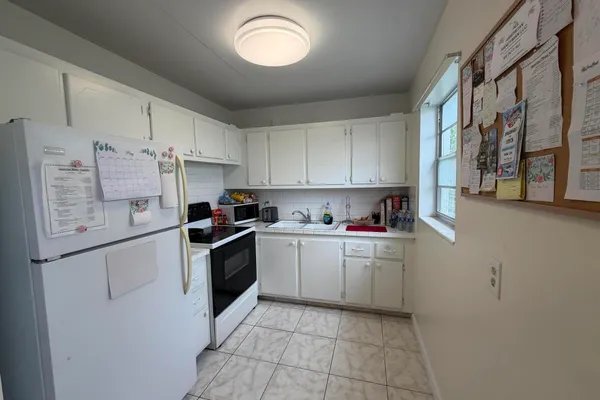 229 E DURHAM E 229