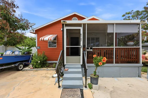 8545 SE MARS ST
