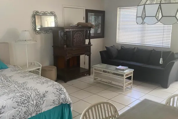 30 ANDREWS AVE 23C